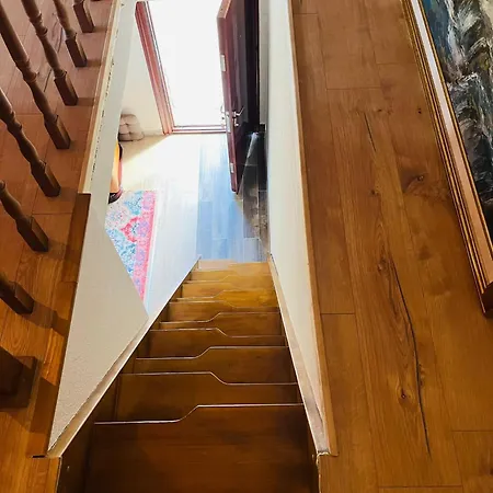 アパート Small Bosnian House